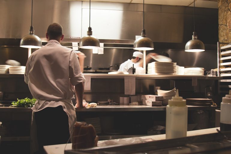 Las claves para mejorar de la fluidez en la cocina según Tork